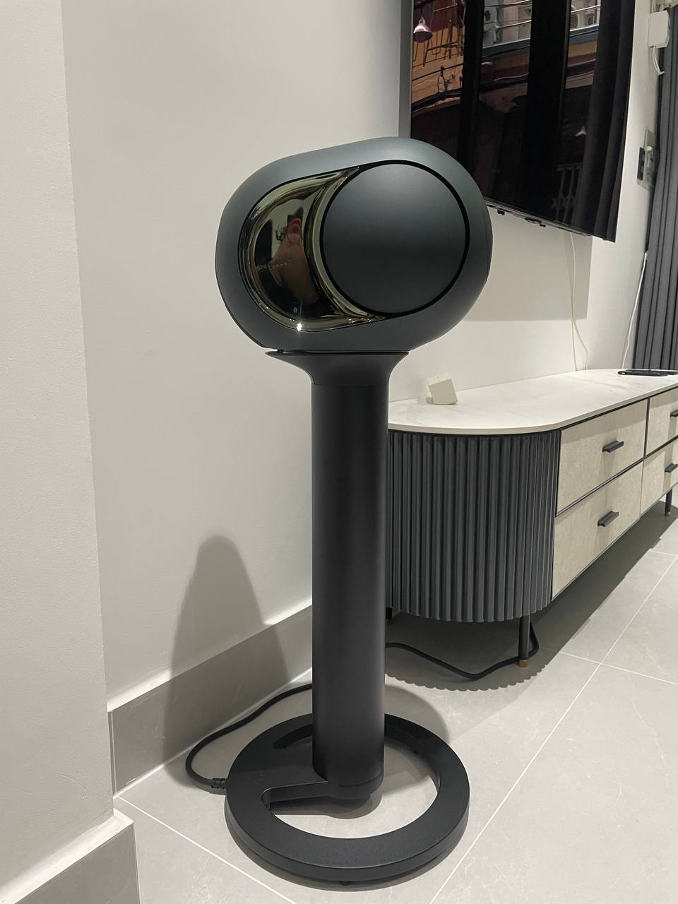 Devialet Phantom Ultimate 108dB Deep Forest giao cho Anh Phước tại Quận 4. Tp.HCM vào Tháng 10/2025