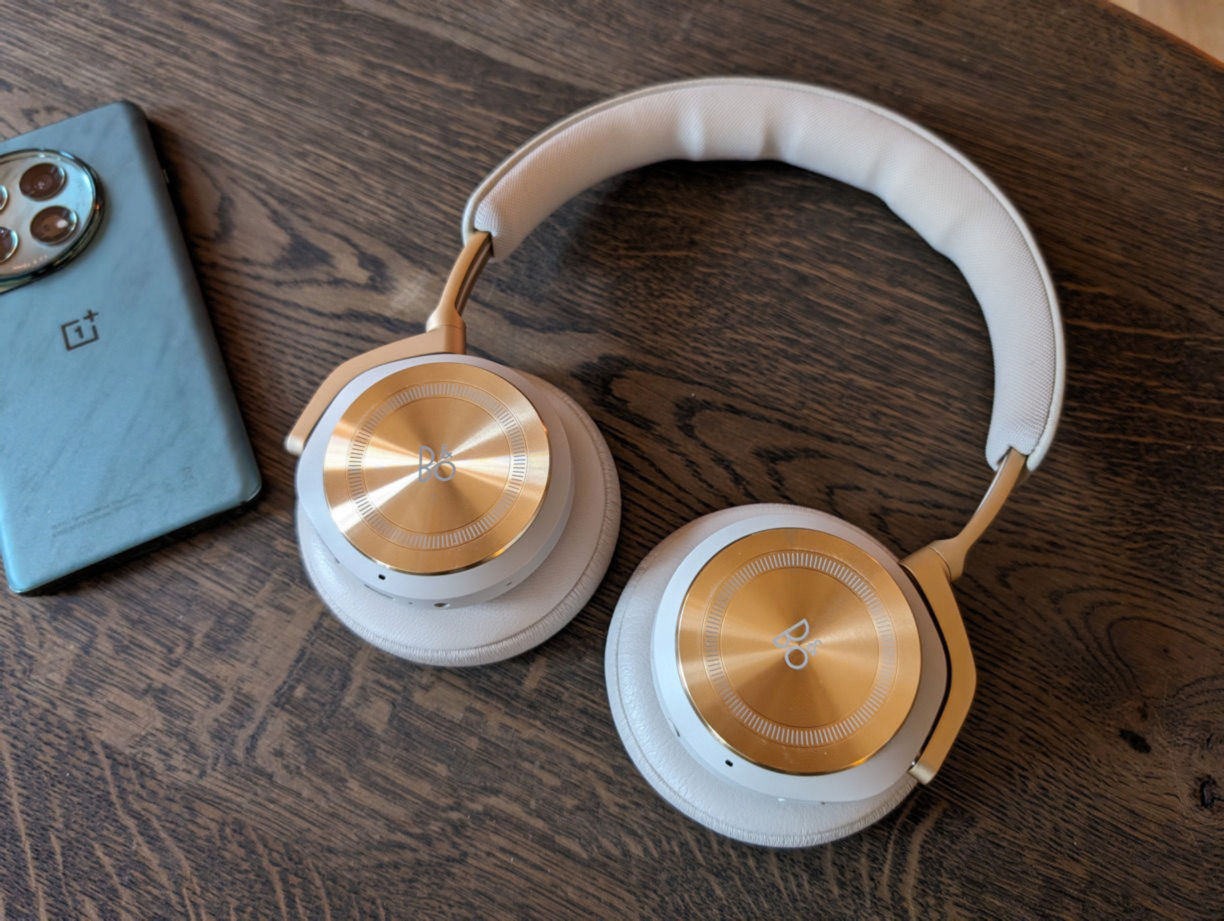 Bang & Olufsen BEOPLAY HX ゴールド 【公式通販】