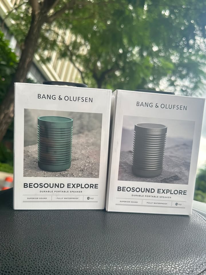 [GIAO HÀNG HỎA TỐC] BỘ ĐÔI B&O EXPLORE VỀ TẬN TAY CHỊ KHÁCH QUẬN 7 ???? Khi đam mê âm thanh lên tiếng thì khoảng cách hay thời gian đều không còn là vấn đề! Hôm nay, Cello vừa hoàn thành đơn hàng "siêu tốc" giao liền 2 chiếc loa B&O Beosound Explore đến cho chị khách siêu xịn tại Quận 7. Vì sao B&O Beosound Explore lại khiến chị khách phải chốt liền tay một cặp? ✨ Âm thanh chuẩn Đan Mạch: Dù vóc dáng nhỏ gọn nhưng âm thanh 360 độ cực kỳ bùng nổ, dải bass uy lực, treble trong trẻo đặc trưng của Bang & Olufsen. ✨ Ghép đôi Stereo ấn tượng: Mua 1 đã thích, mua 2 lại càng hay! Việc kết hợp 2 chiếc Beosound Explore tạo nên không gian âm thanh vòm rộng mở, sống động chuẩn sân khấu thu nhỏ. ✨ Bền bỉ & Đẳng cấp: Thiết kế nhôm Anodized chống xước, chuẩn kháng nước/bụi IP67 – sẵn sàng đồng hành cùng chị trong mọi chuyến dã ngoại hay các buổi party ngoài trời. Cảm ơn chị khách Quận 7 đã tin tưởng và lựa chọn dịch vụ giao hàng tận nơi của Cello! Chúc chị có những giây phút thư giãn tuyệt vời cùng bộ đôi âm thanh đẳng cấp này. ???? Bạn đang cần loa gấp cho chuyến đi sắp tới? InuBox ngay cho Cello để được tư vấn và nhận dịch vụ giao hàng hỏa tốc nội thành ngay trong ngày ⚡ Hàng sẵn kho – Giao hàng nhanh toàn quốc. ???? Anh/chị nào ở TP HCM muốn trải nghiệm sản phẩm? ???? Liên hệ ngay Shop Cello để được tư vấn và giao tận nơi! ???? Inbox ngay cho Cello để được tư vấn thêm các sản phẩm nhé! ------------------------------- ©️Cello Technology ???? 13 Nguyễn Văn Tráng, Phường Bến Thành, Quận 1, TP.HCM ???? 0888054168 ???? www.cello.vn ???? support@cello.vn bình luận để Cello tư vấn chi tiết và báo giá ưu đãi nhất cho bạn #Cello #BangAndOlufsen #BeosoundExplore #GiaoHangHoaToc #Quan7 #HighEndAudio #LoaBluetoothCaoCap