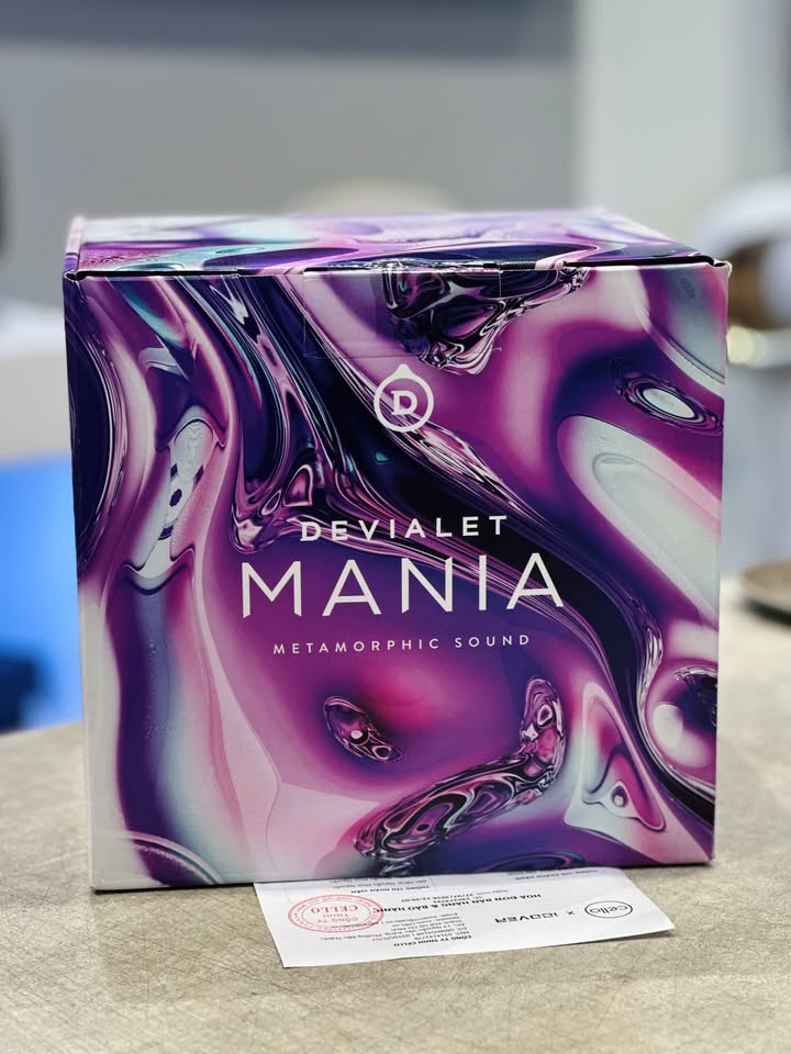 ???? TRỜI MƯA GIÓ CELLO VẪN HOẢ TỐC CHO CHỊ KHÁCH VIP! ???? Vừa hoàn tất buổi bàn giao siêu phẩm Devialet Mania cho một vị khách VIP vô cùng sành điệu tại khu đô thị cao cấp Quận 7! Không phải ngẫu nhiên mà Devialet Mania lại “được lòng” gia chủ ngay từ cái nhìn đầu tiên: ✨ Thiết kế sang trọng, hiện đại: Hoàn hảo để trở thành điểm nhấn tinh tế cho không gian sống xa hoa. ✨ Công nghệ âm thanh 360° bùng nổ: Tự động điều chỉnh âm thanh theo không gian nhờ công nghệ Active Stereo Calibration, mang lại trải nghiệm âm nhạc chân thực và sống động ở mọi vị trí. ✨ Linh hoạt & Đẳng cấp: Nhỏ gọn nhưng sở hữu chất âm hi-end đỉnh cao, sẵn sàng cùng chủ nhân chill ở phòng khách, sân thượng hay những buổi tiệc riêng tư. Cảm ơn Quý khách hàng tại Quận 7 đã tin tưởng chọn lựa sản phẩm và dịch vụ của chúng tôi. Chúc anh/chị có những phút giây thư giãn tuyệt vời nhất cùng âm nhạc! ???? Bạn đang tìm kiếm giải pháp âm thanh nâng tầm không gian sống? ???? Inbox ngay cho page để được tư vấn trải nghiệm và nhận ưu đãi giao hàng - lắp đặt tận nơi nhé! ⚡ Hàng sẵn – Giao hàng nhanh toàn quốc. ???? Anh/chị nào ở TP HCM muốn trải nghiệm sản phẩm? ???? Liên hệ ngay Shop Cello để được tư vấn và giao tận nơi! ???? Inbox ngay cho Cello để được tư vấn thêm các sản phẩm nhé! ------------------------------- ©️Cello Technology ???? 13 Nguyễn Văn Tráng, Phường Bến Thành, Quận 1, TP.HCM ???? 0888054168 ???? www.cello.vn ???? support@cello.vn bình luận để Cello tư vấn chi tiết và báo giá ưu đãi nhất cho bạn #DevialetMania #Devialet #HiEndAudio #BanGaoDevialet #KhachVIP #Quan7 #AmThanhThuongGia #LuxuriousLifestyle