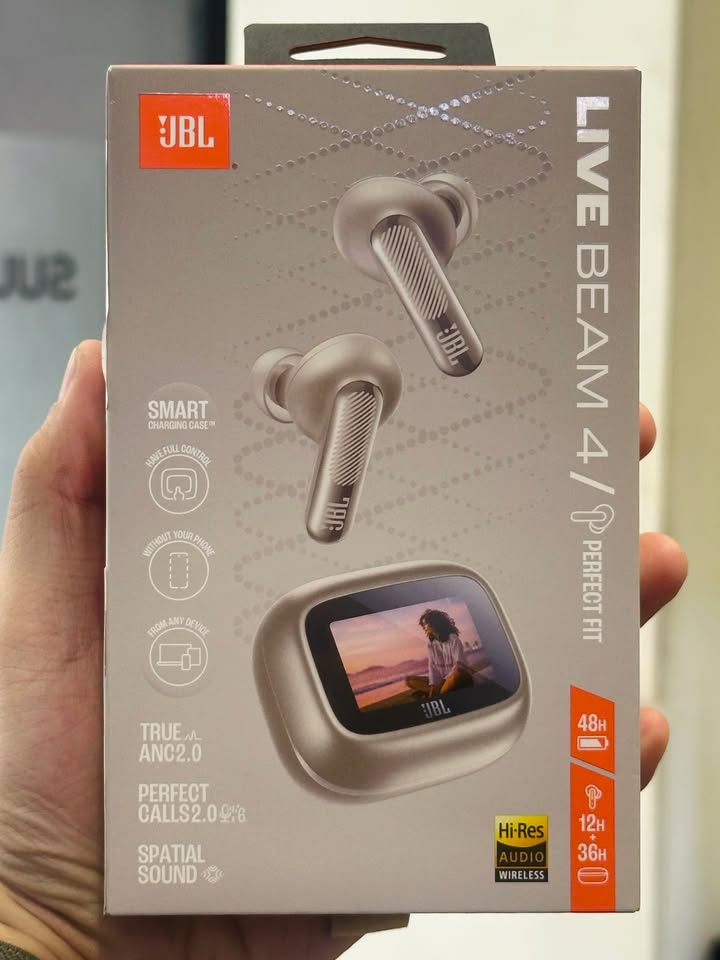 KHỞI ĐỘNG CÙNG CHƯƠNG TRÌNH MỞ BÁN JBL LIVE BEAM 4: RINH SIÊU PHẨM MỚI – NHẬN THÊM ĐẶC QUYỀN BẢO HÀNH! ????⚡✨ Cơn sốt tai nghe True Wireless thông minh thế hệ mới đã chính thức bắt đầu! Cello xin gửi tới quý khách hàng chương trình mở bán chính thức dành riêng cho siêu phẩm JBL Live Beam 4 với gói ưu đãi hậu mãi cực kỳ hấp dẫn từ nhà phân phối Phúc Giang (PGI)! ???? THÔNG TIN CHƯƠNG TRÌNH MỞ BÁN: Sản phẩm áp dụng: JBL LIVE BEAM 4 (Áp dụng cho tất cả các phiên bản màu sắc). Giá bán niêm yết: 4.990.000 VNĐ (đã bao gồm VAT). Thời gian diễn ra chương trình: Từ ngày 24/09/2026 đến hết ngày 24/10/2026. ???? Quà tặng đặc quyền mở bán: TẶNG THÊM 03 THÁNG BẢO HÀNH chính hãng (được cộng trực tiếp vào thời hạn bảo hành tiêu chuẩn của sản phẩm)! ???? ĐIỂM NHẤN CÔNG NGHỆ TRÊN JBL LIVE BEAM 4: Smart Charging Case: Hộp sạc tích hợp màn hình cảm ứng sắc nét, theo dõi thông báo, tùy chỉnh EQ, quản lý cuộc gọi cực kỳ tiện lợi mà không cần rút điện thoại. Chất âm JBL Signature Sound & Hi-Res Audio: Tái hiện dải trầm chắc nịch đặc trưng cùng độ chi tiết cao, âm trường thoáng đãng. Chống ồn thích ứng ANC 2.0: Tự động tối ưu theo tiếng ồn môi trường xung quanh, giữ không gian yên tĩnh tuyệt đối cho công việc và âm nhạc. Spatial Sound: Công nghệ âm thanh không gian sống động như đang thưởng thức rạp hát hay sân khấu ca nhạc thực thụ. ???? Hàng chính hãng PGI 100%, bảo hành chuẩn hãng, số lượng suất ưu đãi trong đợt mở bán có hạn theo thời gian quy định! ???? Inbox ngay cho Cello để đặt trước màu sắc yêu thích và nhận trọn bộ đặc quyền tặng thêm tháng bảo hành chính hãng trong giai đoạn mở bán này nhé! ???? Liên hệ ngay Shop Cello để được tư vấn và giao tận nơi! ???? Inbox ngay cho Cello để được tư vấn thêm các sản phẩm nhé! ------------------------------- ©️Cello Technology ???? 13 Nguyễn Văn Tráng, Phường Bến Thành, Quận 1, TP.HCM ???? 0888054168 ???? www.cello.vn ???? support@cello.vn bình luận để Cello tư vấn chi tiết và báo giá ưu đãi nhất cho bạn ???? Trải nghiệm trực tiếp tại showroom Cello #Cello #JBL #JBLLiveBeam4 #LiveBeam4 #MoBan #PGICare #TrueWireless #SmartCase #HiResAudio #ANC #TaiNgheChinhHang